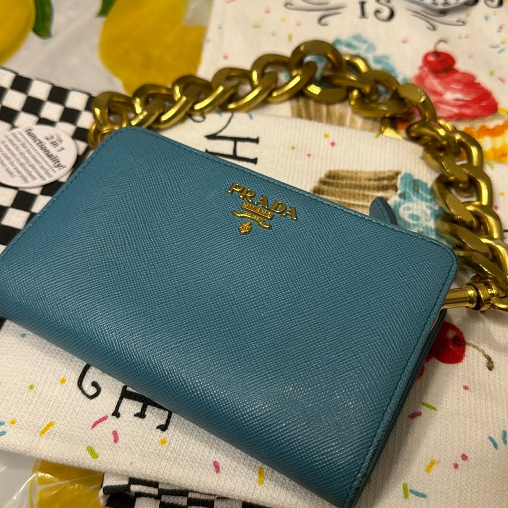 Prada EUC+ Tiffany Blue Bifold Zip Wallet or Wristlet (W136)